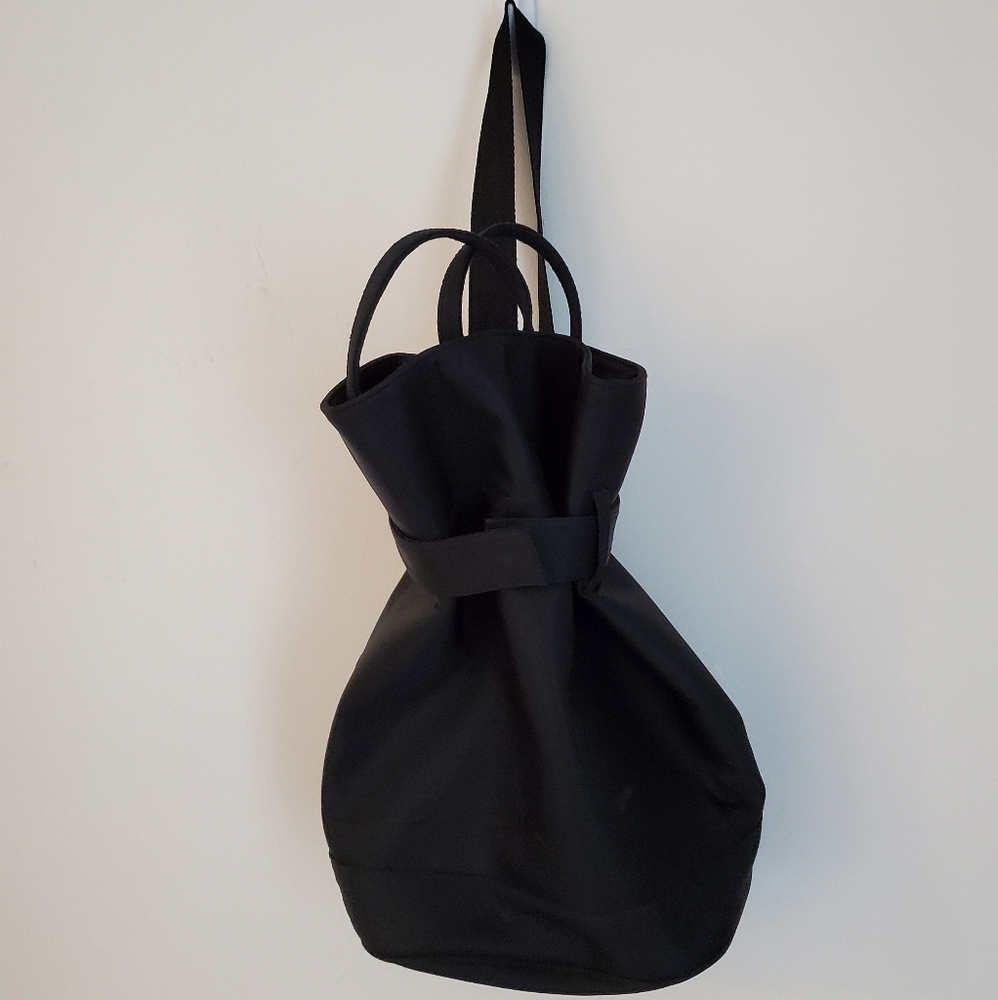 Jil Sander Urban Jungle Minimalist Black One-Strap Backpack - Picture 10 of 16